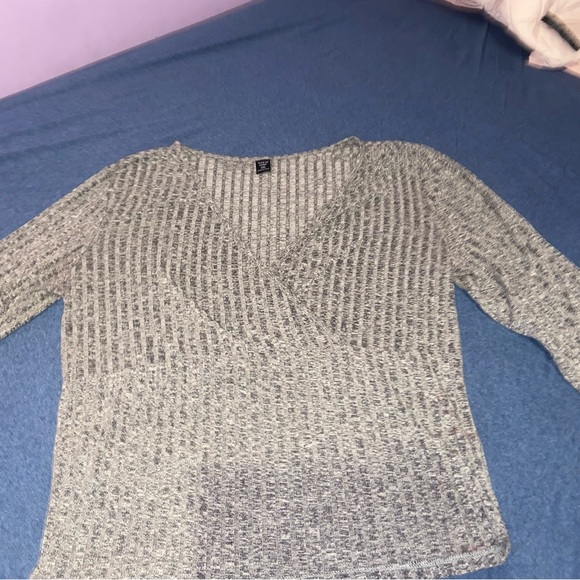 Long sleeve - Picture 1 of 2